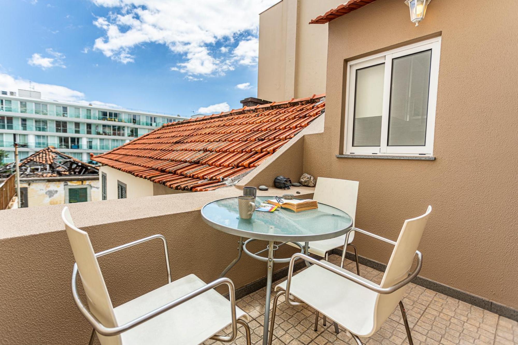 Holiday Home Funchal Center ภายนอก รูปภาพ